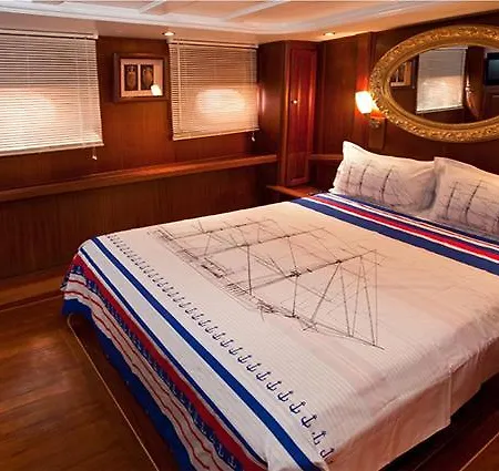 Πλωτό κατάλυμα Barbaros Yachting Luxury Private Gulet 6 Cabins
