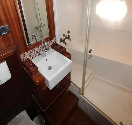 Barbaros Yachting Luxury Private Gulet 6 Cabins Πλωτό κατάλυμα