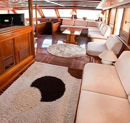 Barbaros Yachting Luxury Private Gulet 6 Cabins * Αλικαρνασσός