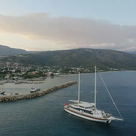 Barbaros Yachting Luxury Private Gulet 6 Cabins * Αλικαρνασσός